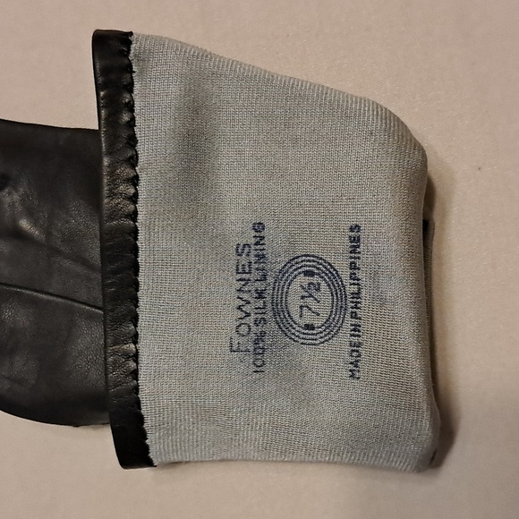Fownes Women Black Leather Gloves with 100% Silk Lining Fitted Elegant Driving - Picture 3 of 9